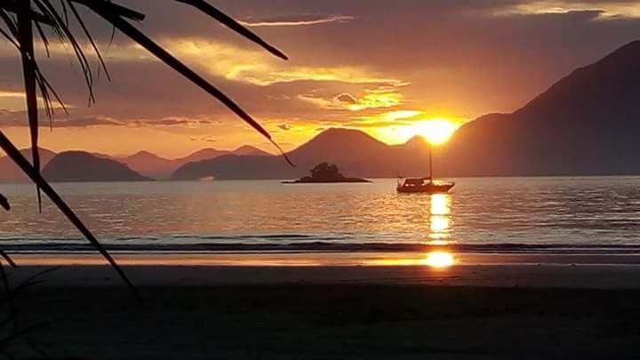 Suite A Beira Mar Em Ubatuba-Sp Exterior foto